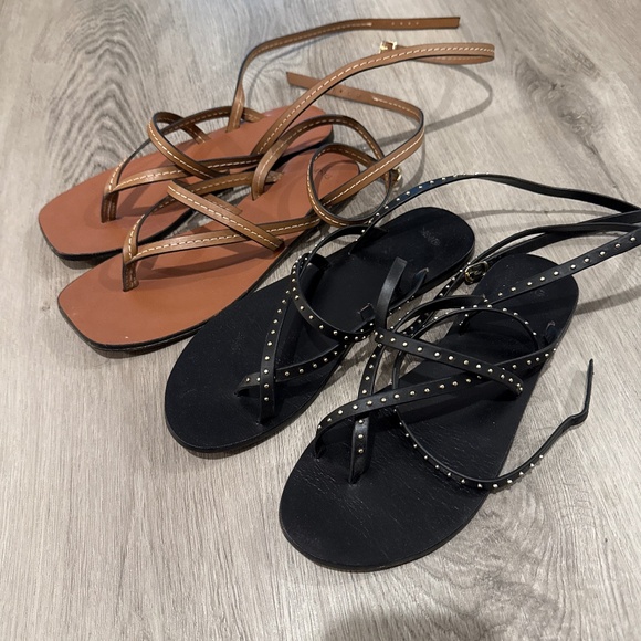 Two pair of sandals - Picture 1 of 1